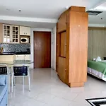 Encantador Sea Front Flat Com Servicios